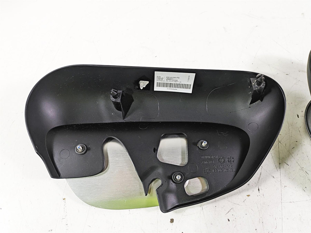 2020 Triumph Street Scrambler 900 Left Right Side Cover Fairing Set T2314107 {{ shop.shopifyCountryName }} - Mototech271