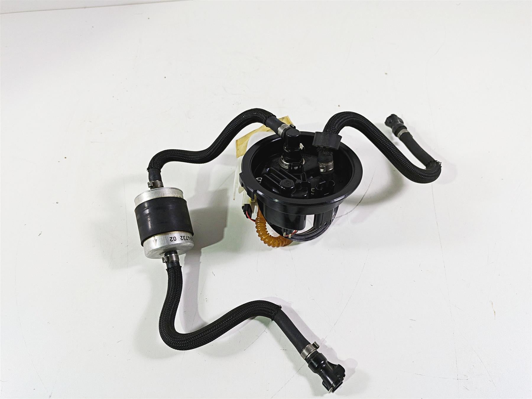2012 BMW R1200R K27 Fuel Gas Petrol Pump - Tested 16147708071 {{ shop.shopifyCountryName }} - Mototech271