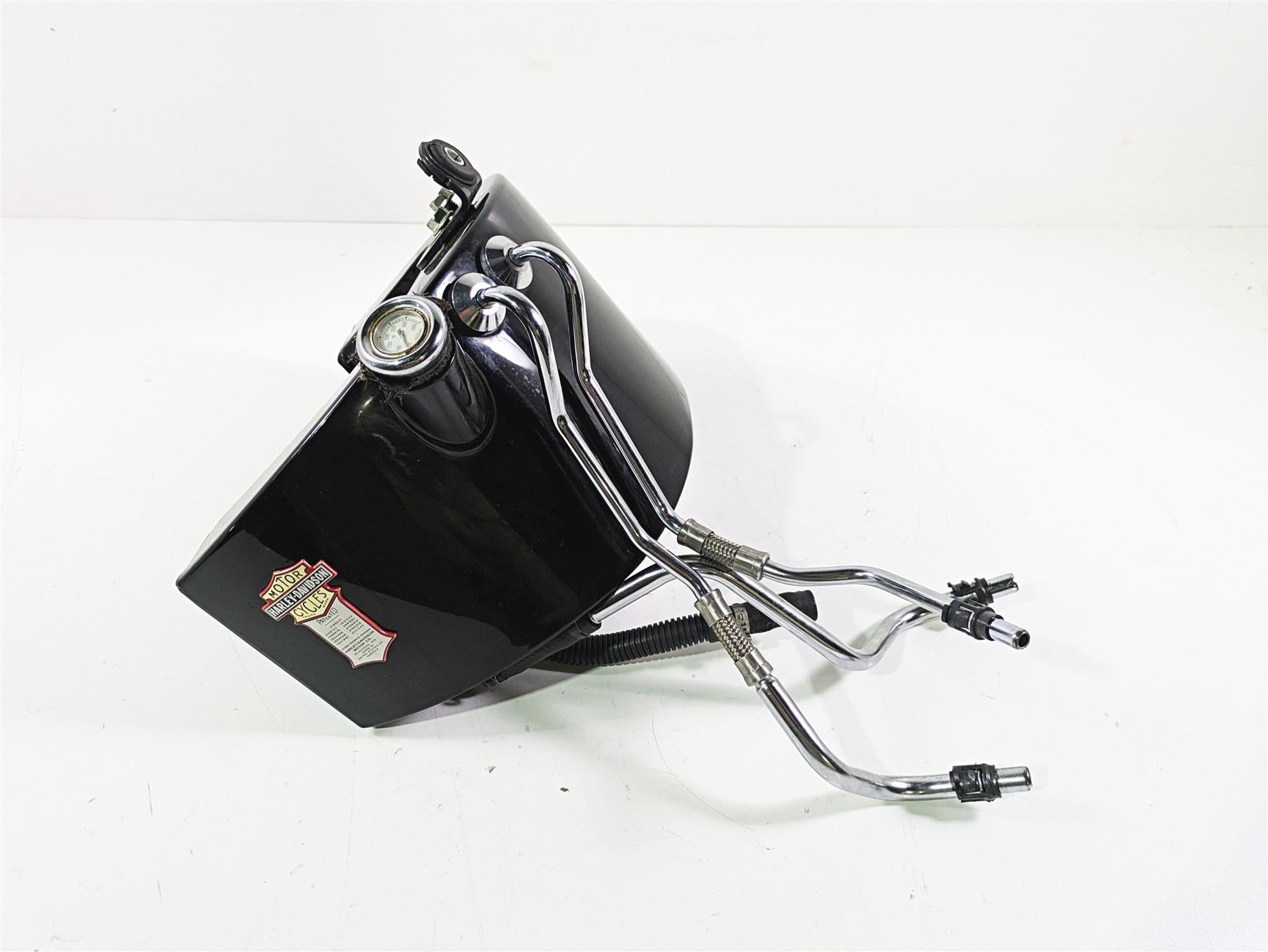 2008 Harley FLSTSB Cross Bones Oil Tank Reservoir & Lines 62492-00B {{ shop.shopifyCountryName }} - Mototech271