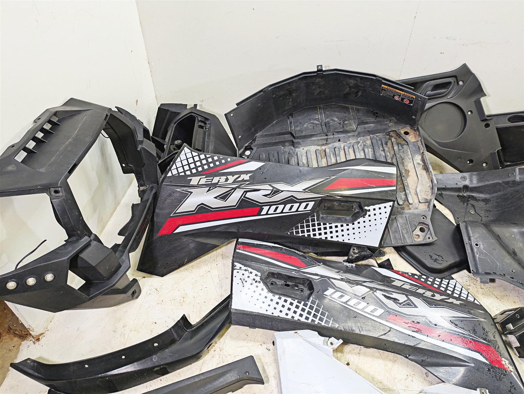 2020 Kawasaki Teryx KRX KRF 1000 Fairing Cover Panel Tank Interiors Set READ {{ shop.shopifyCountryName }} - Mototech271