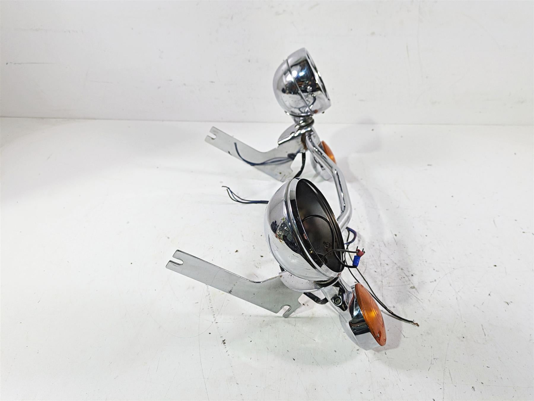 2003 Harley Touring FLHTCUI 100TH E-Glide Front Spot Light Blinker Set 68712-94 {{ shop.shopifyCountryName }} - Mototech271