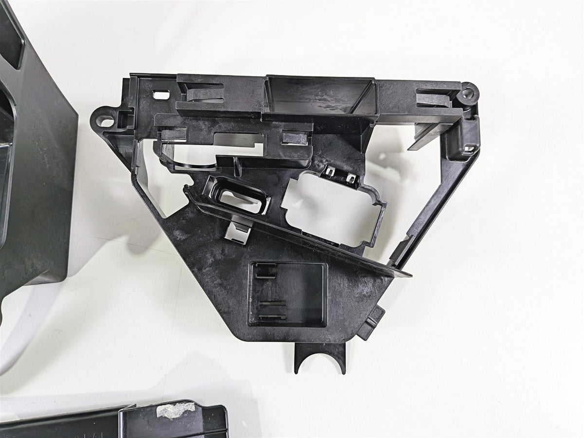 2018 Harley Touring FLHTCU Electra Glide Battery Electrical Holder Set 66000010A-Mototech271
