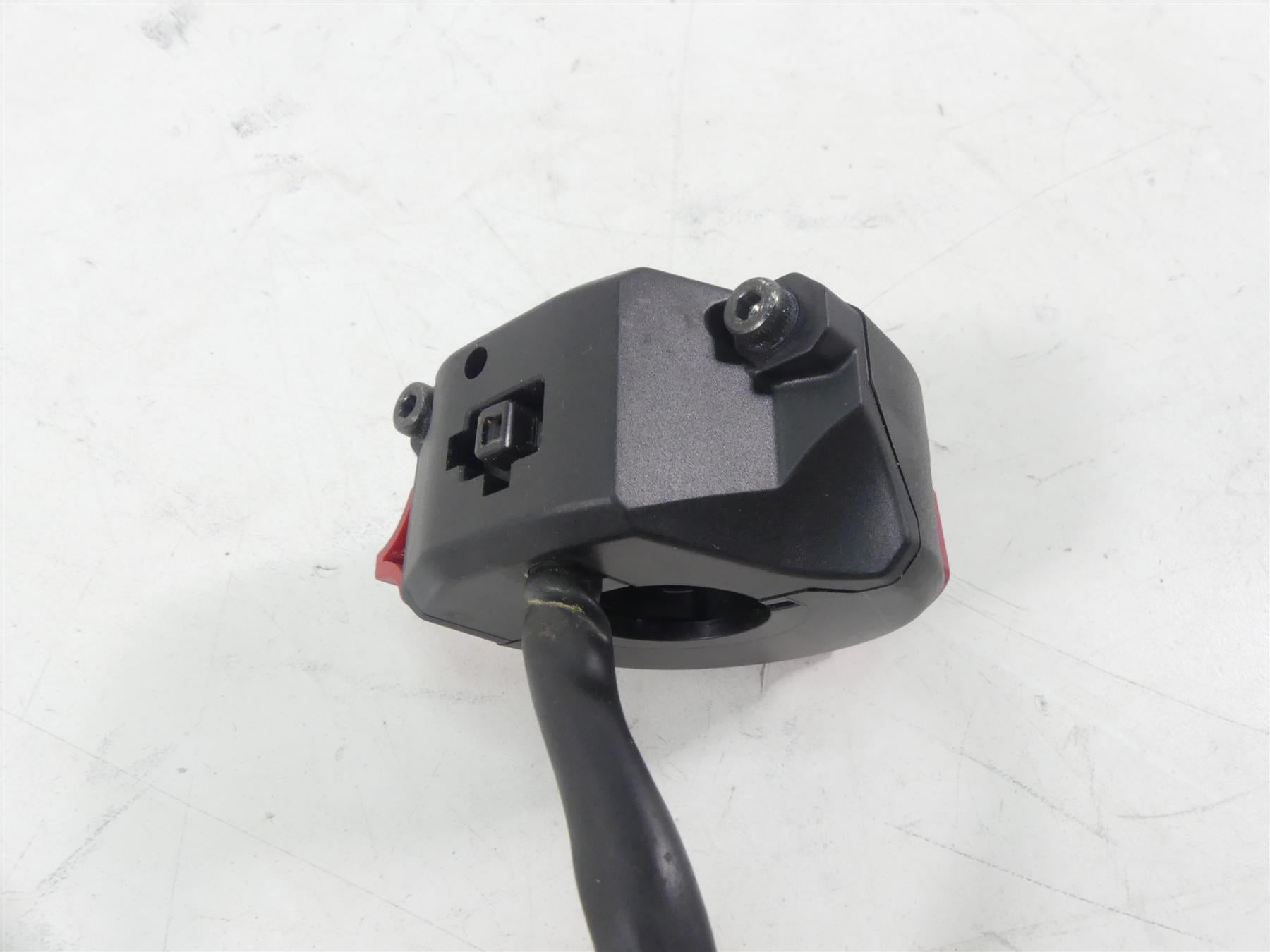 2020 Ducati Panigale V2 Right Hand Kill Start Hazard Control Switch 65010273B {{ shop.shopifyCountryName }} - Mototech271