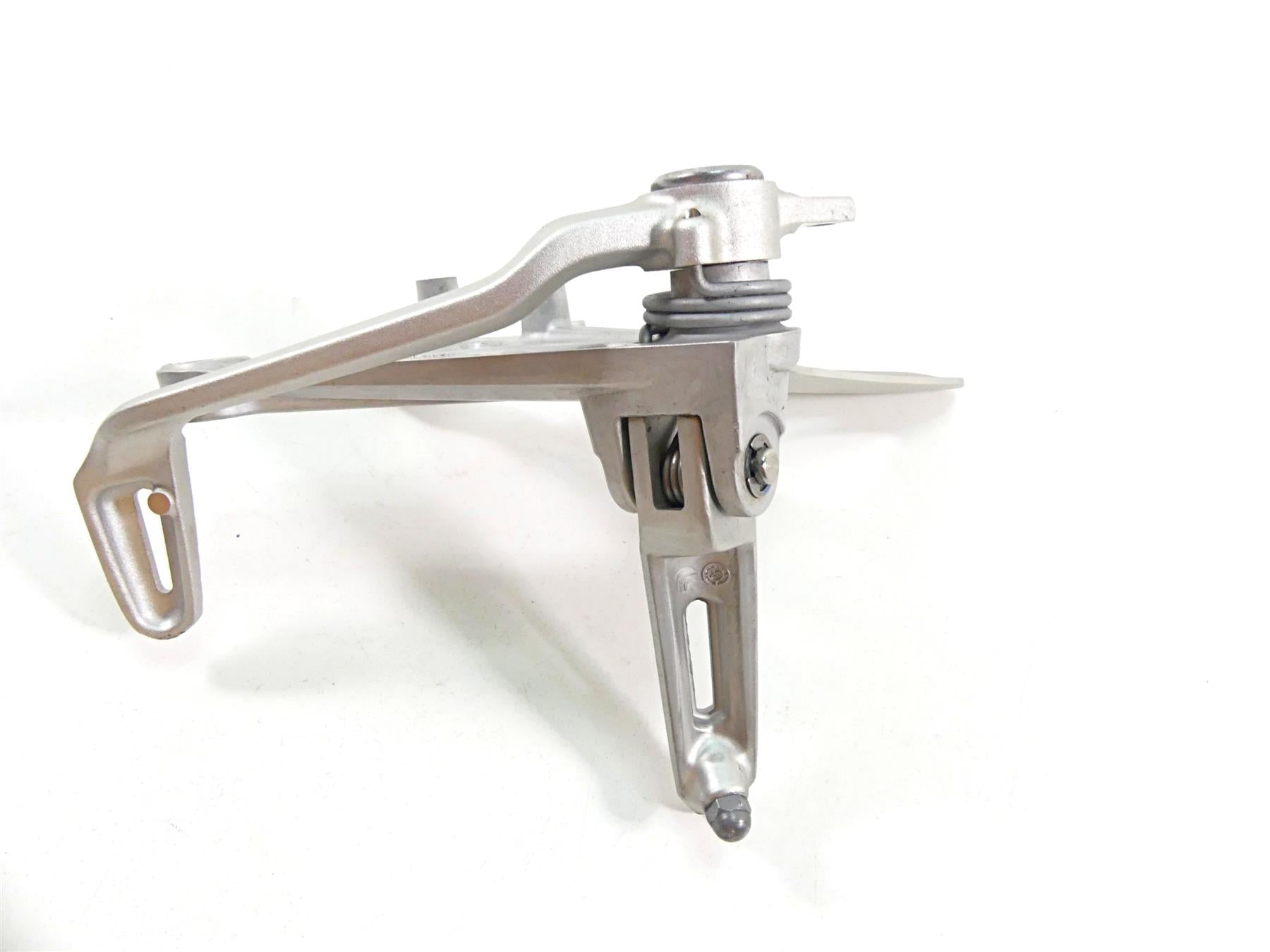 2022 Triumph Speed Triple 1200 RS Front Right Footpeg & Brake Ped Set T2082543 {{ shop.shopifyCountryName }} - Mototech271