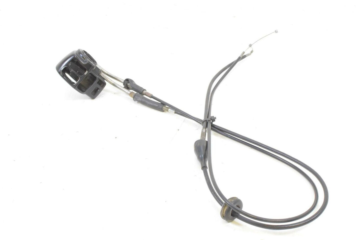 2006 Harley Touring FLHTCUI Electra Glide Right Control Switch Housing 71684-06A {{ shop.shopifyCountryName }} - Mototech271