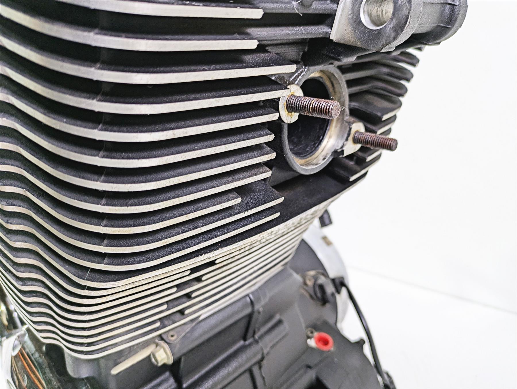 2004 Victory Kingpin Running V92 Black Engine Motor 35k - Video 1202542 {{ shop.shopifyCountryName }} - Mototech271