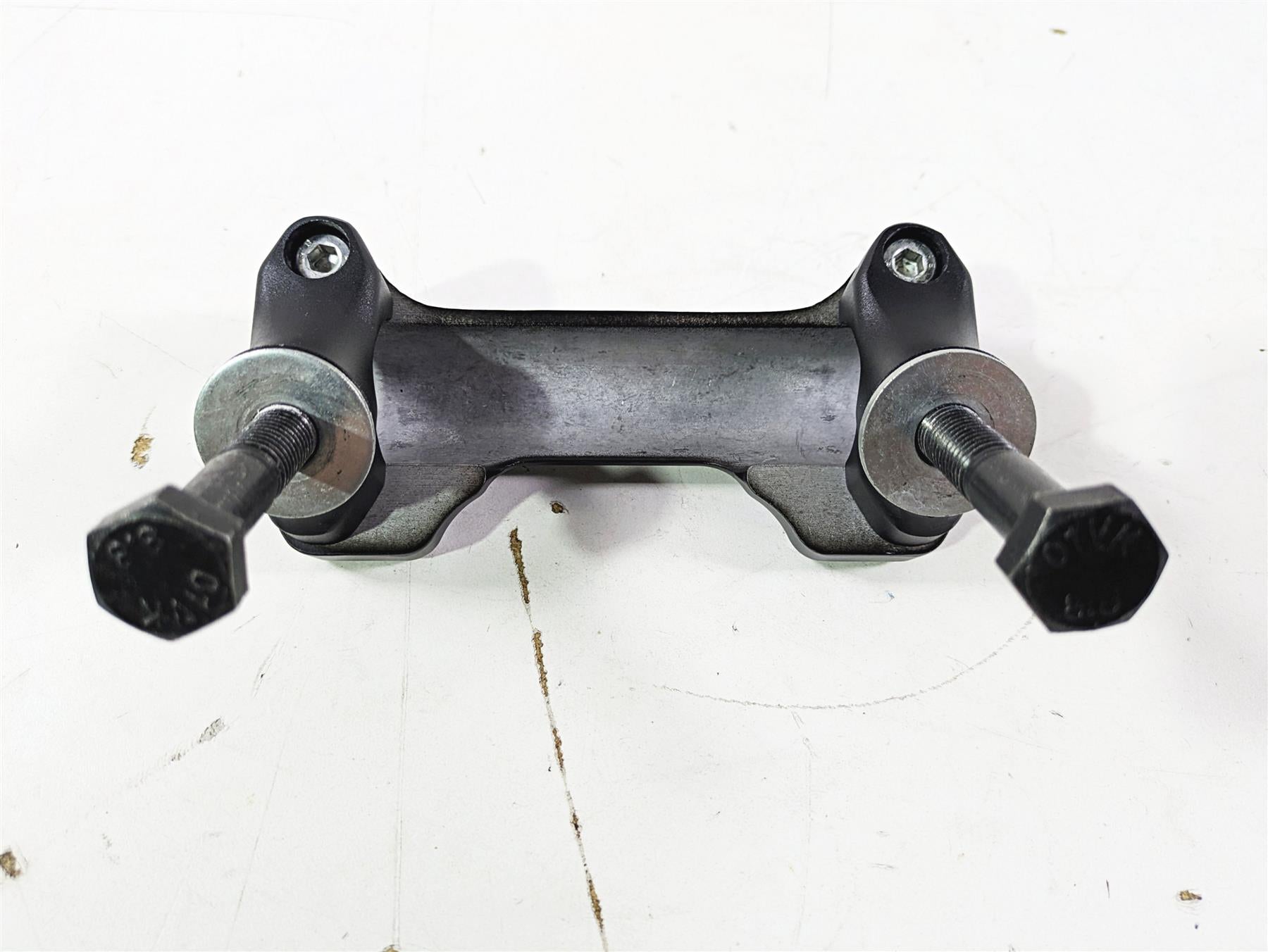 2019 Indian Chieftain Limited Black Handlebar Holder Risers 5139656 5639269 {{ shop.shopifyCountryName }} - Mototech271