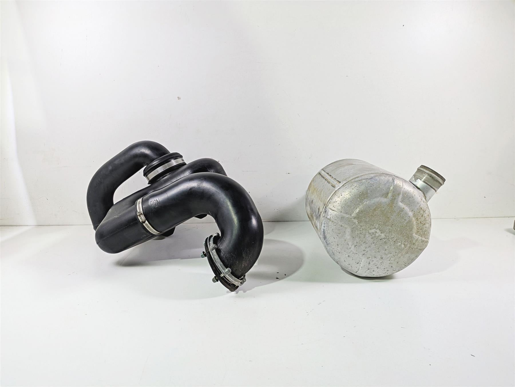 2019 Yamaha VX Cruiser HO 1800 Exhaust Muffler Water Tank Set F1W-U7550-02-00 {{ shop.shopifyCountryName }} - Mototech271