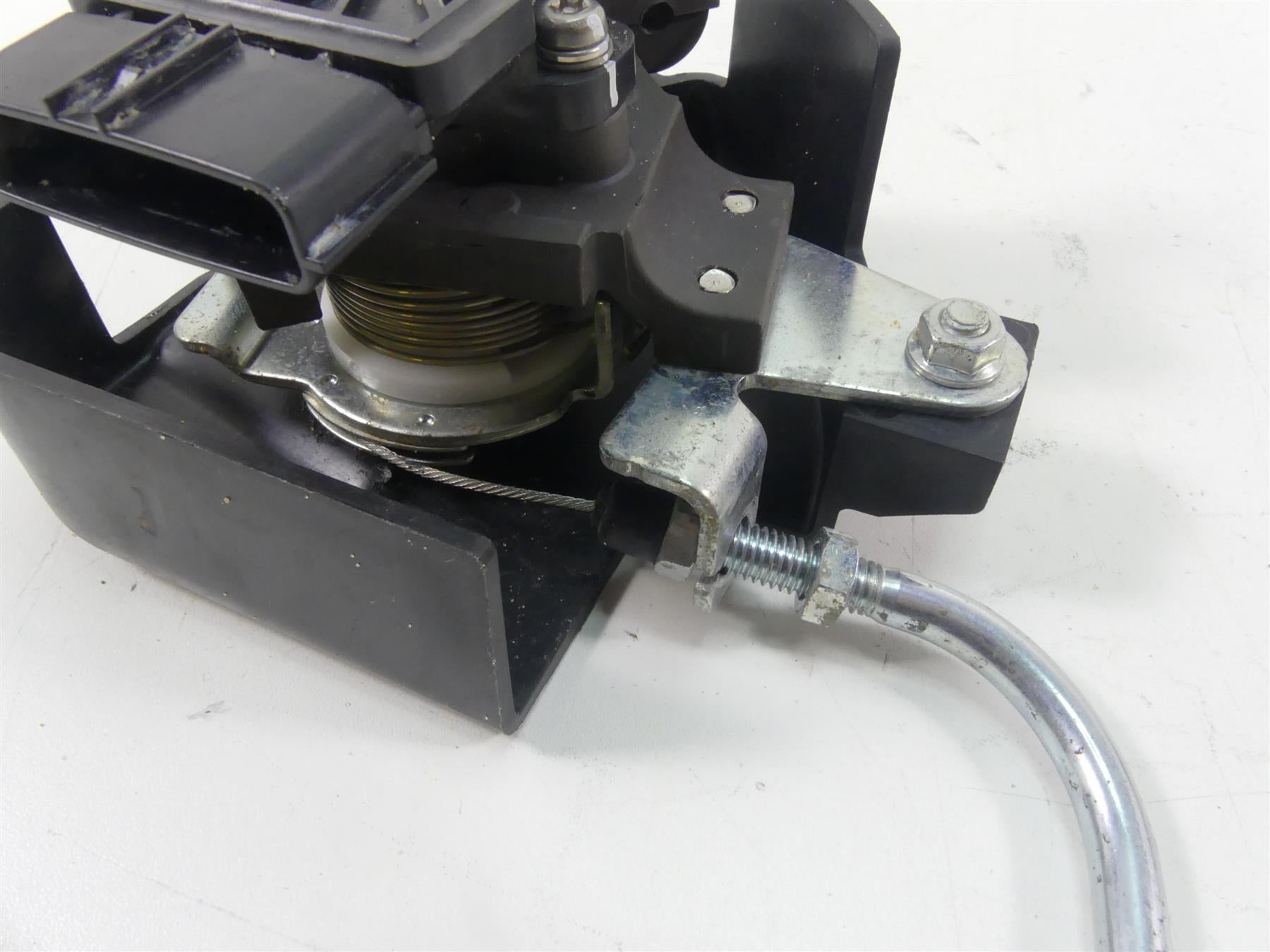 2021 Kawasaki Teryx KRX KRF 1000 Mikuni Throttle Sensor & Cable 39074-0004 {{ shop.shopifyCountryName }} - Mototech271