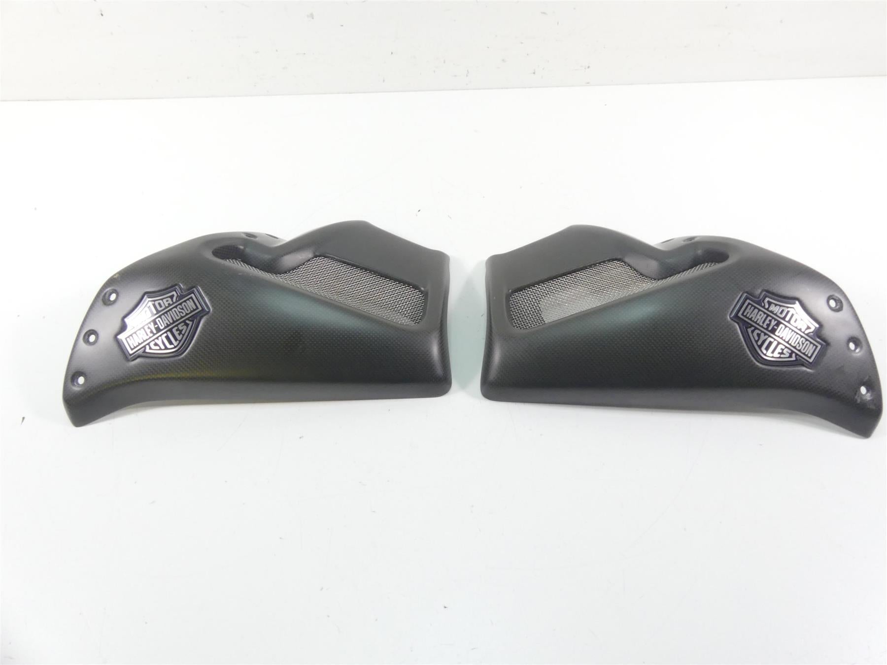 2011 Harley VRSCF Muscle Rod Bestem Carbon Neck Side Fairings CBHD-VRSCF-SFR-F {{ shop.shopifyCountryName }} - Mototech271