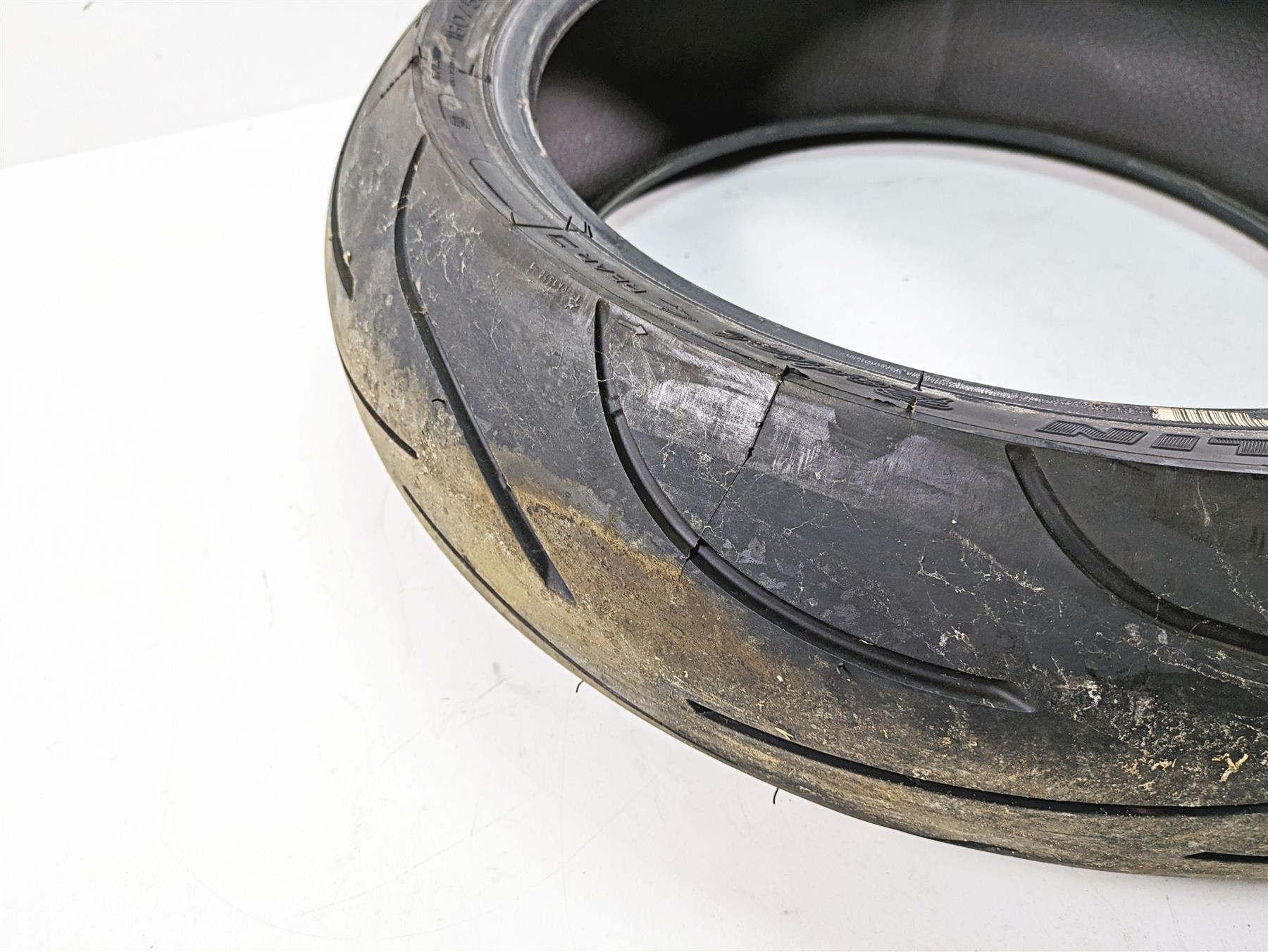 Used Rear Motorcycle Tire Michelin Pilot Power 2 180/55 ZR17 {{ shop.shopifyCountryName }} - Mototech271