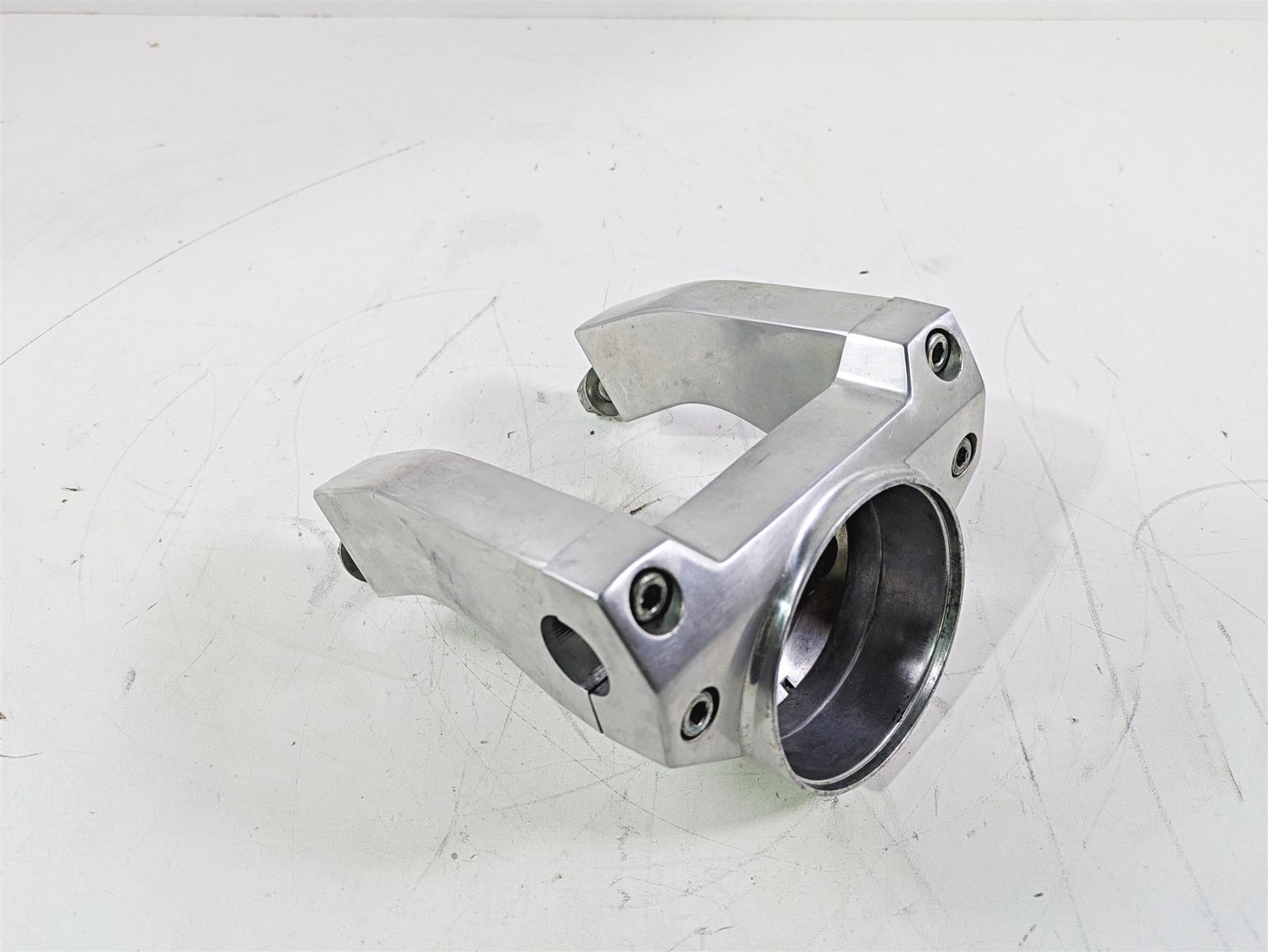 2002 Honda V-Twin VTX1800 C Handlebar Riser Holder Speedo Mount 53231-MCH-000 {{ shop.shopifyCountryName }} - Mototech271