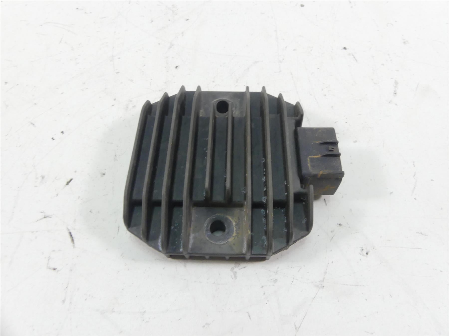 2020 Yamaha YFM 700 Raptor Rectifier Voltage Regulator 5BN-81960-00-00 SH650D-11 {{ shop.shopifyCountryName }} - Mototech271