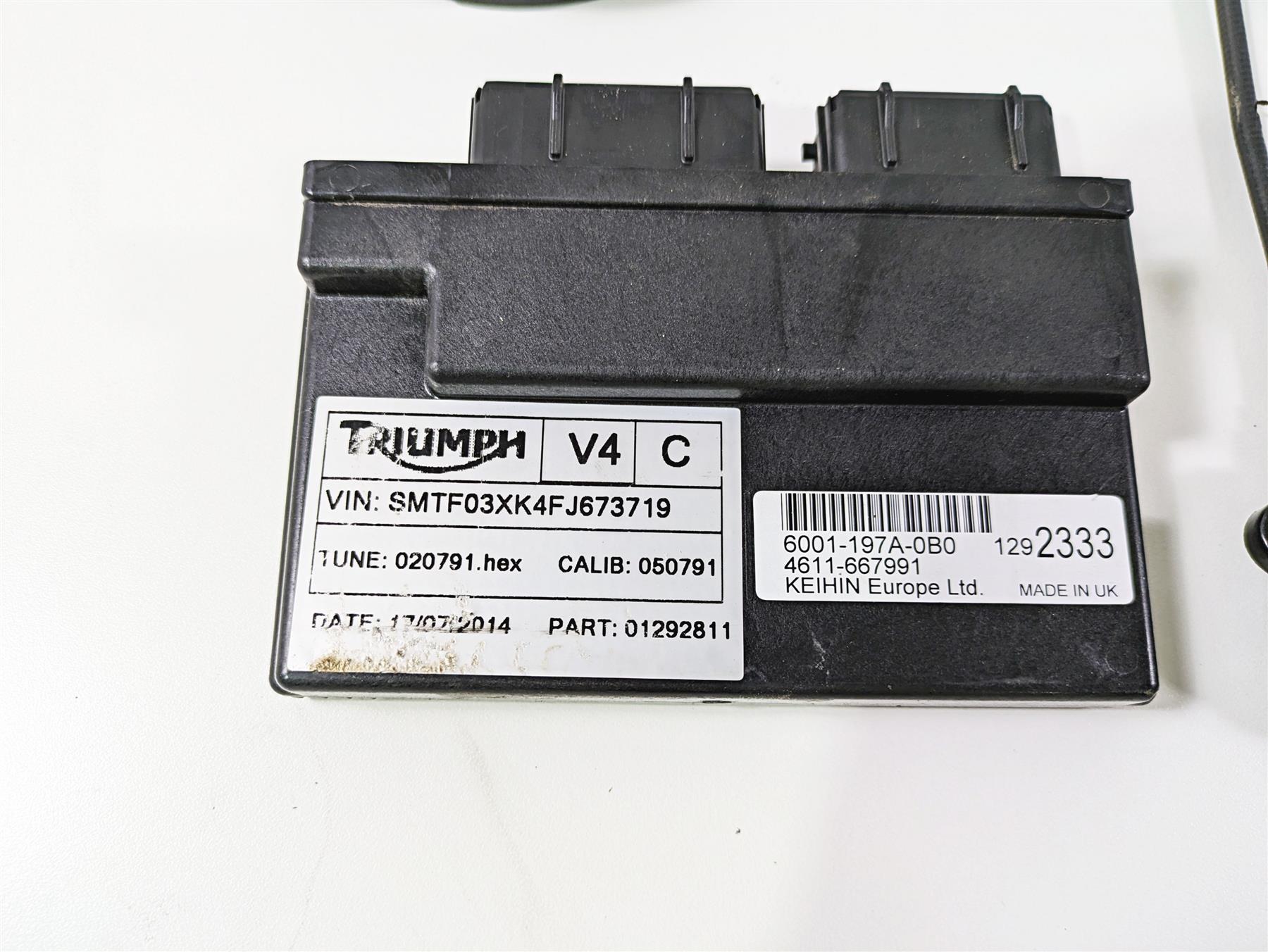 2015 Triumph Tiger Explorer XC Ignition Switch Key Immobilizer Cdi Set T2507788 {{ shop.shopifyCountryName }} - Mototech271