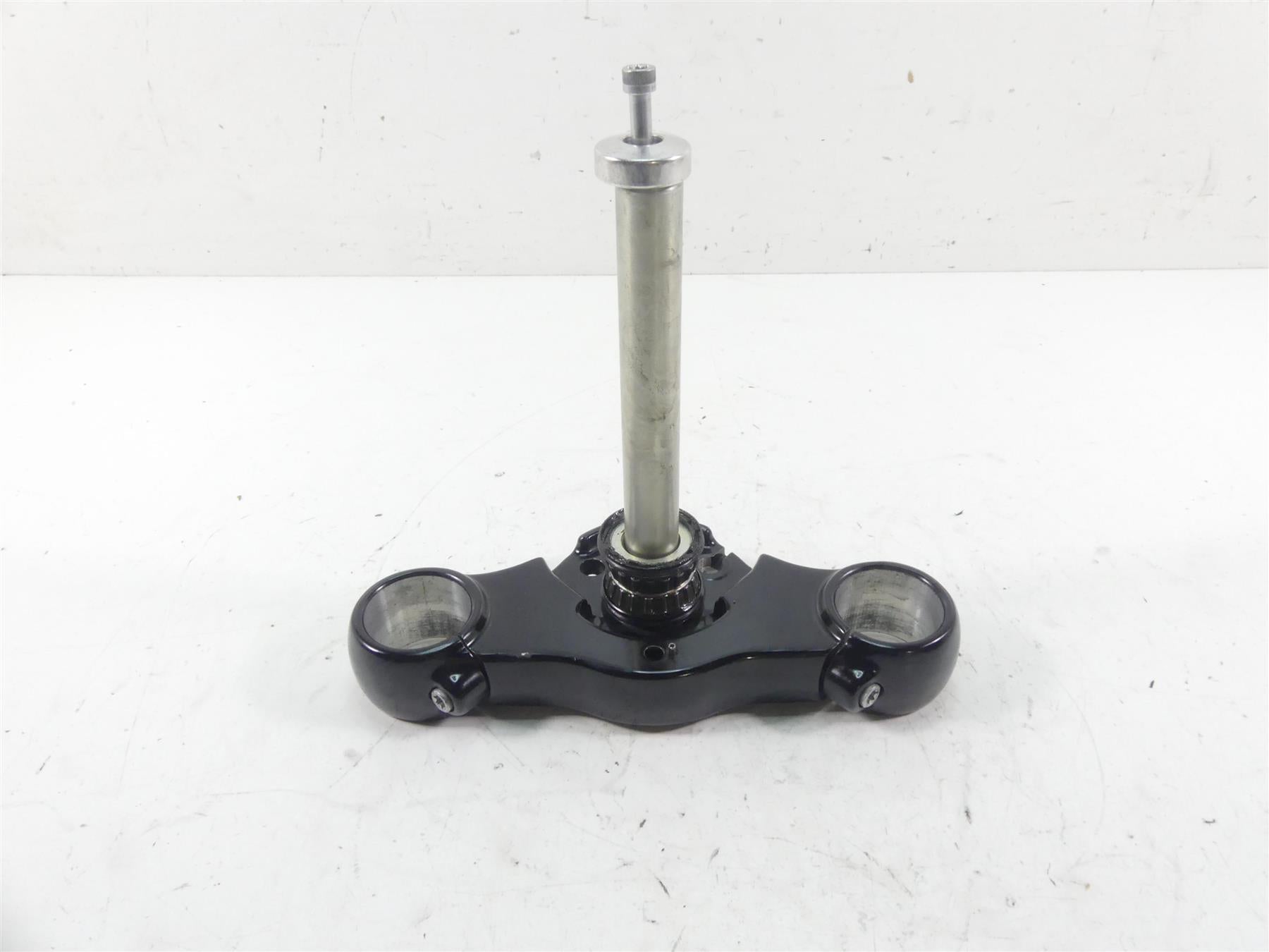2018 Harley Softail FXBB Street Bob Lower Triple Tree Steering Clamp 45900170 {{ shop.shopifyCountryName }} - Mototech271
