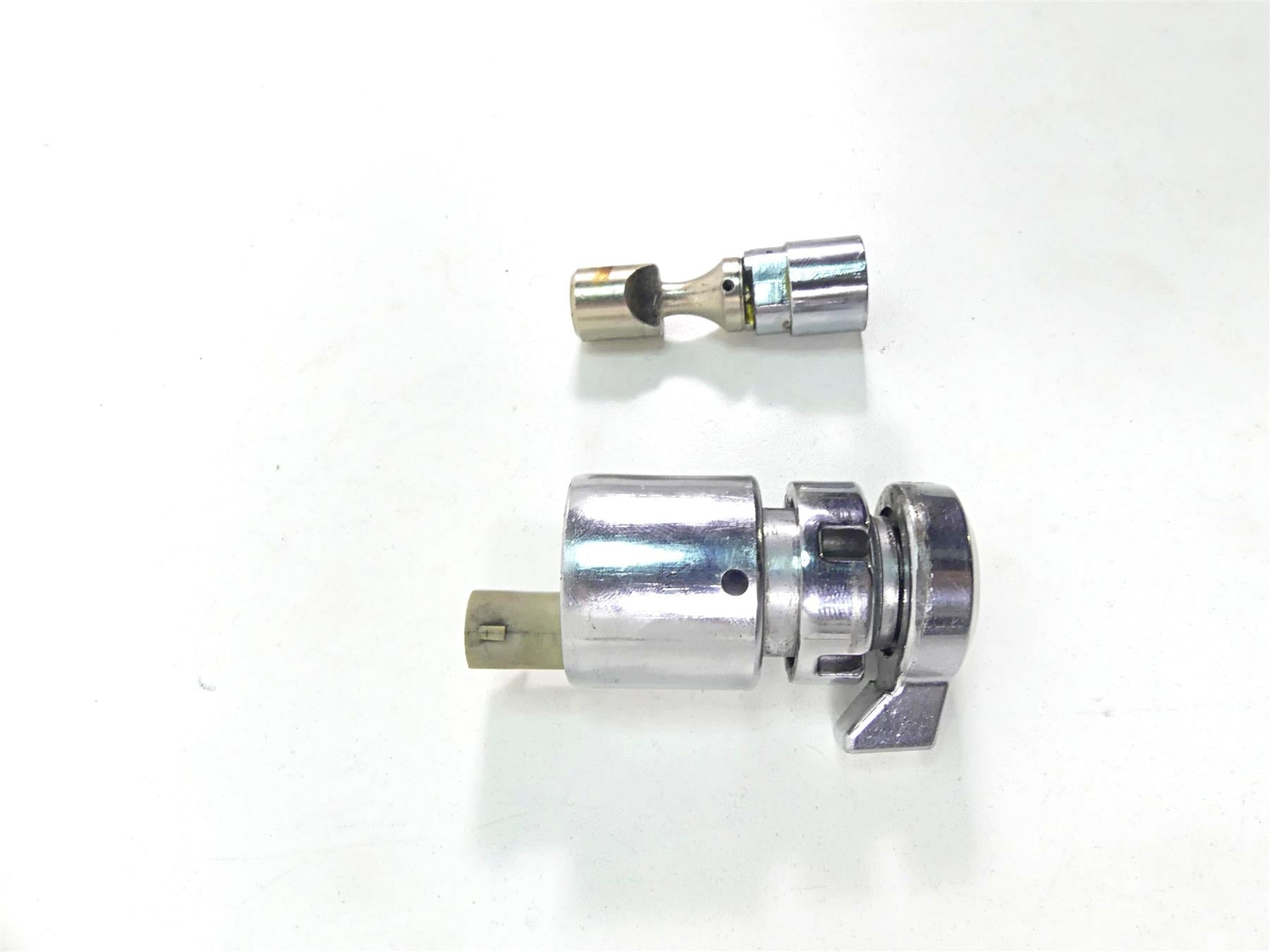 2011 Harley Softail FXS Blackline Ignition Switch Lock Set Vin -No Key 71400131 {{ shop.shopifyCountryName }} - Mototech271