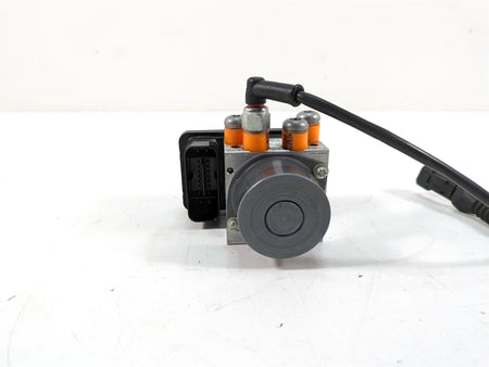 2018 KTM 1090 Adventure R Abs Brake Pump Pressure Unit Module 60842031000 {{ shop.shopifyCountryName }} - Mototech271