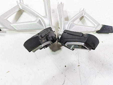 2018 BMW R1200GS GSW K50 Rear Passenger Footpeg Set 46718528793 46718528794 {{ shop.shopifyCountryName }} - Mototech271
