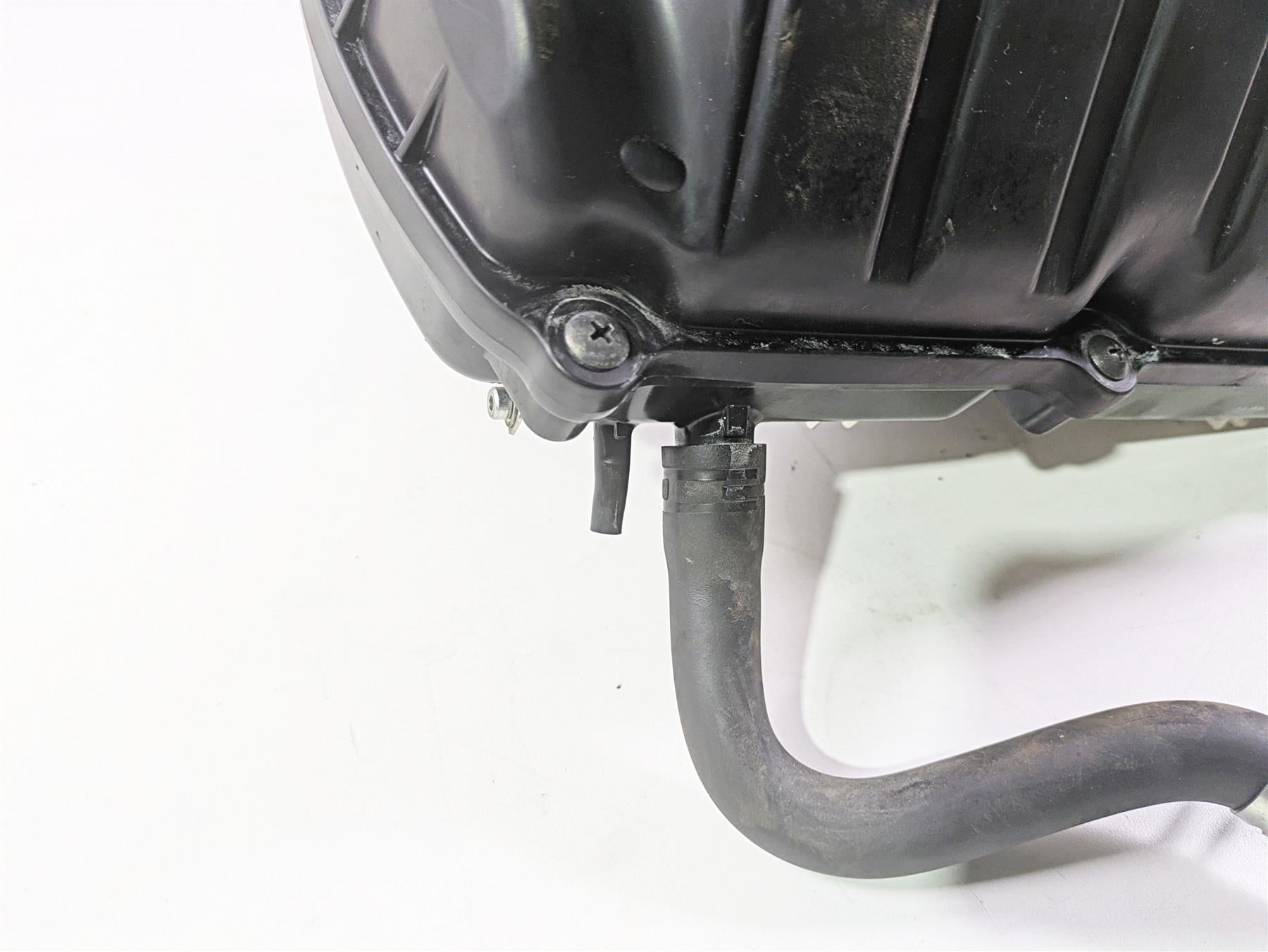 2020 Kawasaki ZX6R ZX636 Ninja Air Box Cleaner Breather Filter 11010-0893 {{ shop.shopifyCountryName }} - Mototech271