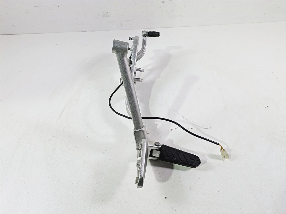 2016 Moto Guzzi Stelvio 1200 8V NTX Right Footpeg Mount & Brake Pedal 886987 {{ shop.shopifyCountryName }} - Mototech271