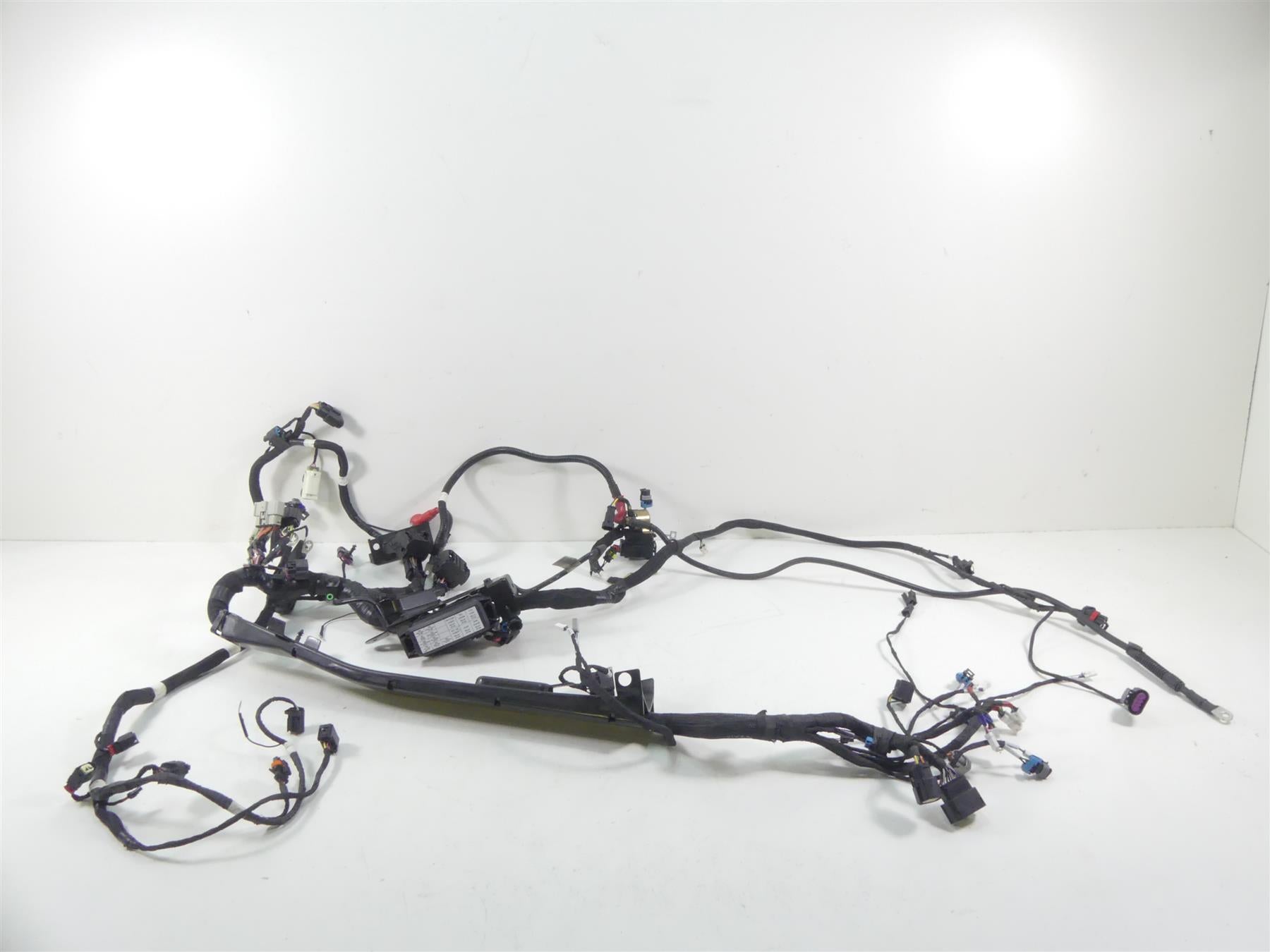 2016 Indian Chieftain Dark Horse Main Wiring Harness Loom - No Cuts 2412300 {{ shop.shopifyCountryName }} - Mototech271