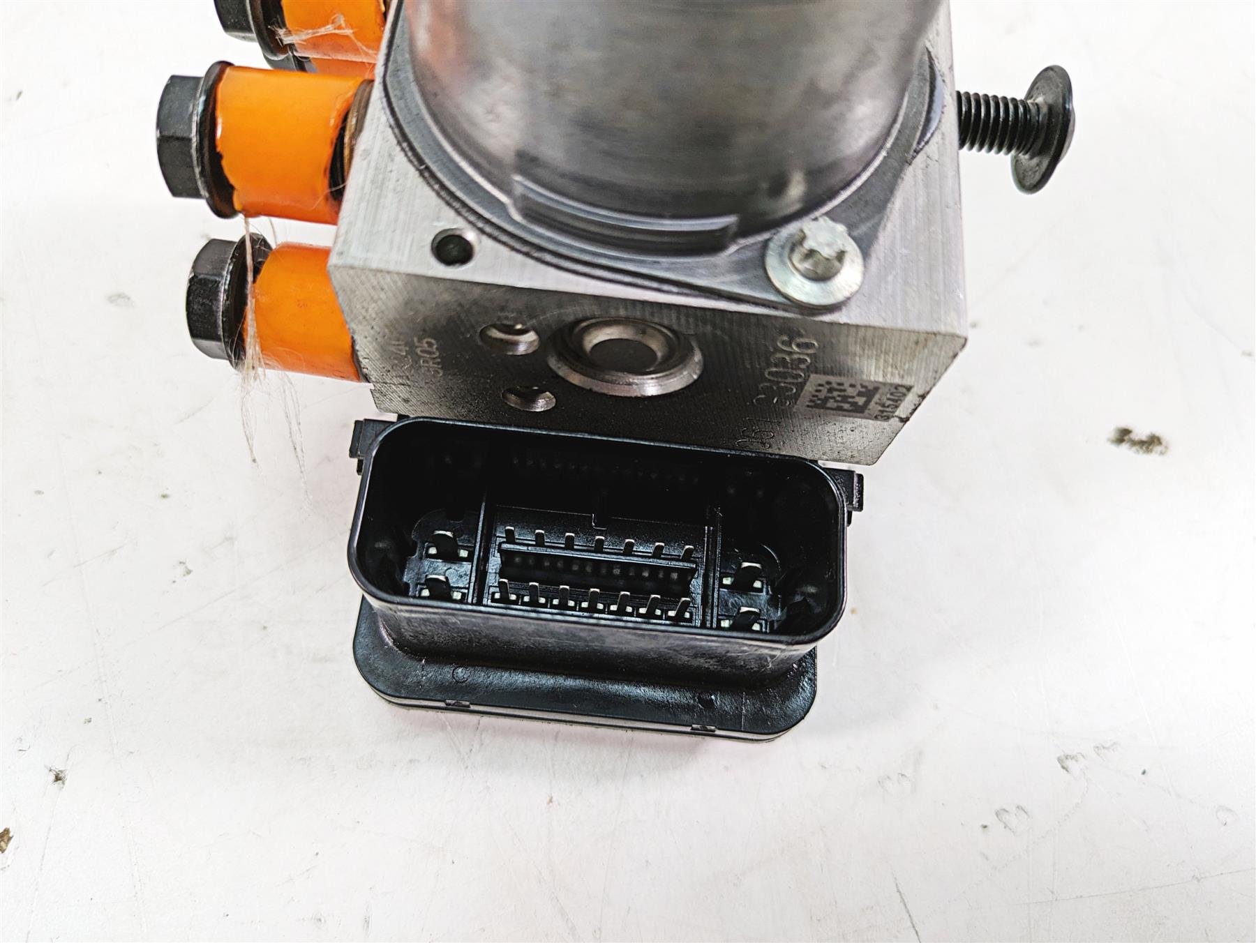 2016 Ducati Panigale 1299 S Abs Brake Pump Unit Module 54240581B 54240571B {{ shop.shopifyCountryName }} - Mototech271