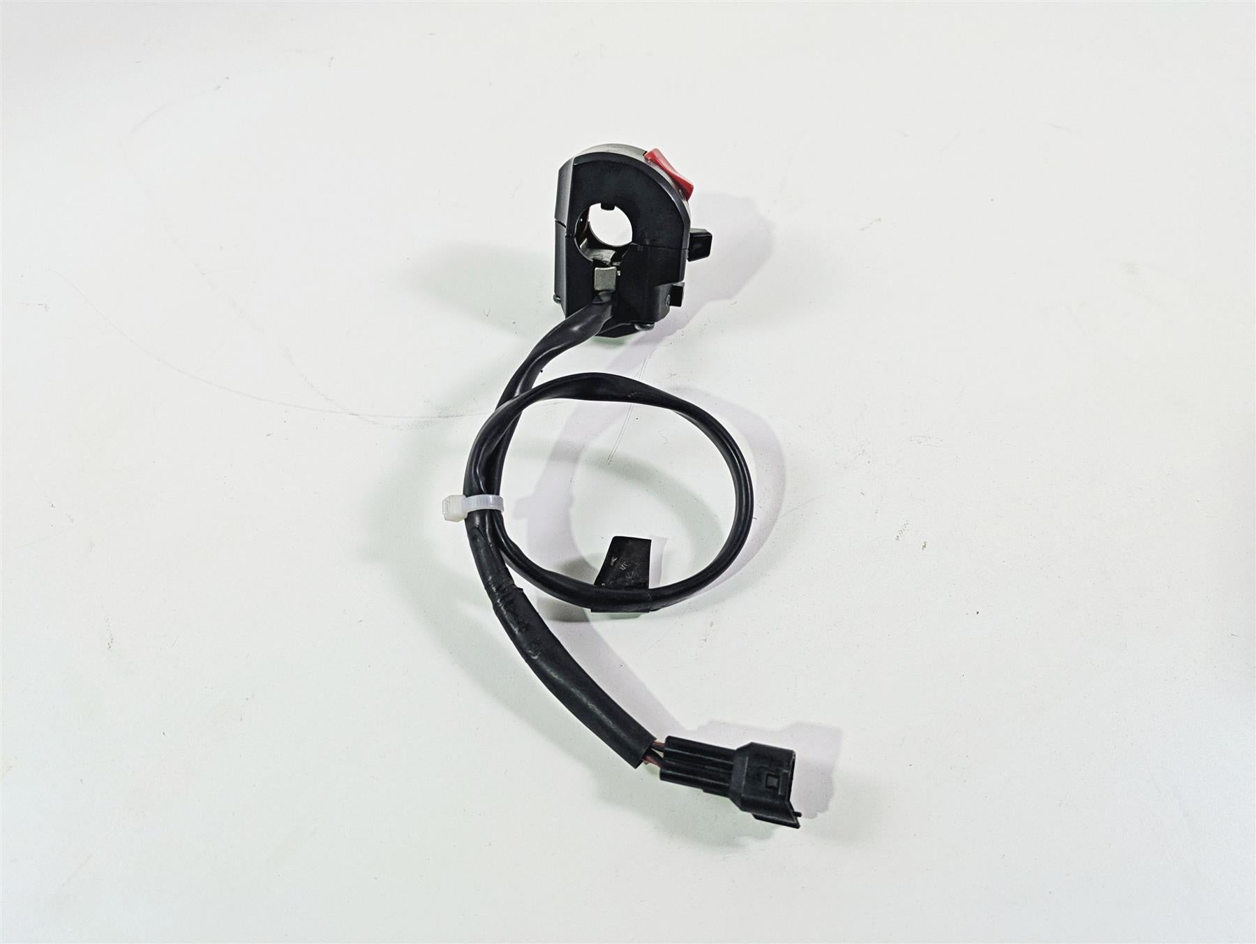2016 Kawasaki ZX10R Ninja Right Hand Start Control Switch 46091-0322 46091-0422 {{ shop.shopifyCountryName }} - Mototech271