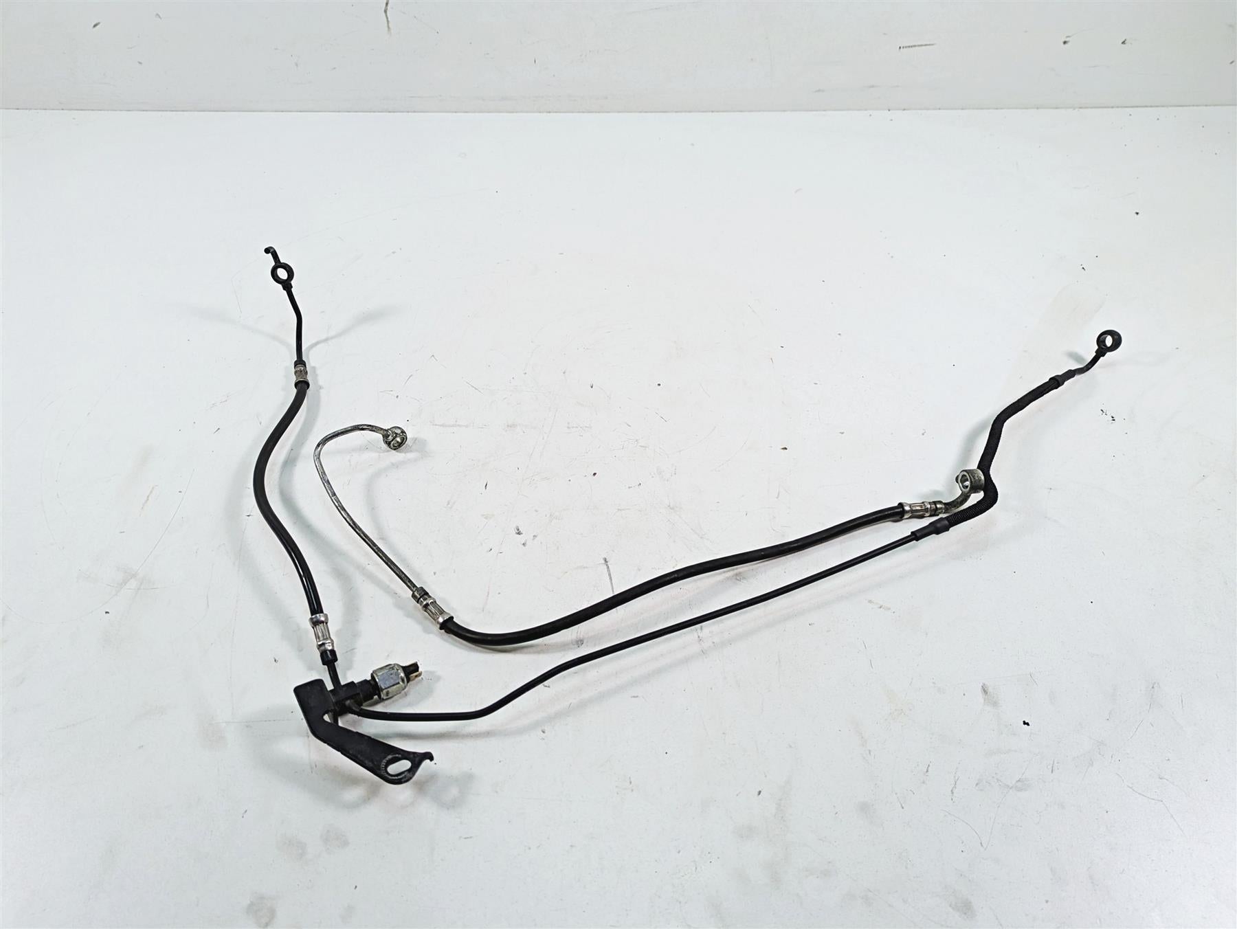 2011 Harley Touring FLTRU Road Glide Rear Abs Brake Line Hose Set 40610-09 | Mototech271