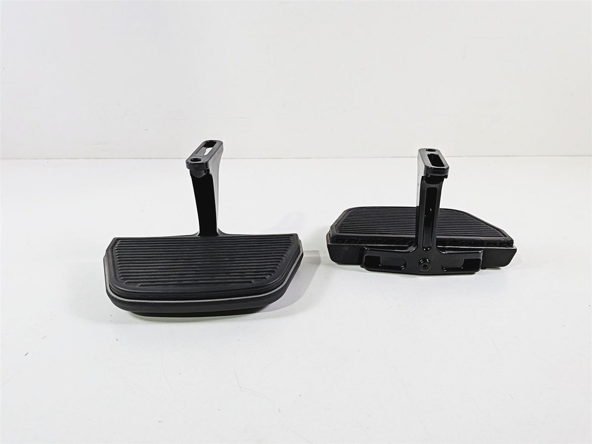 2014 Harley Touring FLHTK Electra Glide Rear Passenger Floor Board Set 52719-10-Mototech271