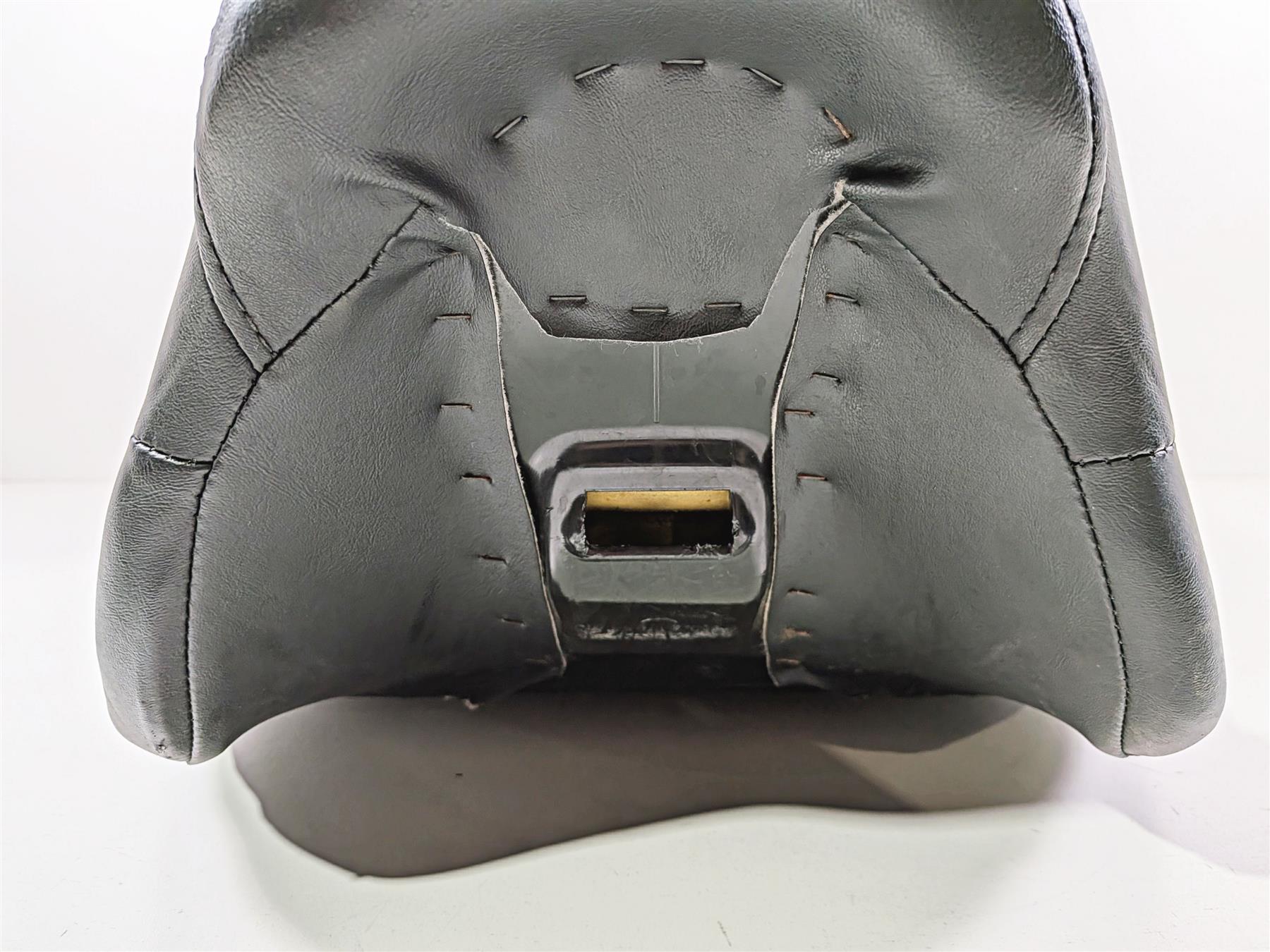 2014 Harley Touring FLHTK Electra Glide Rider Driver Seat Saddle Low 52000033-Mototech271