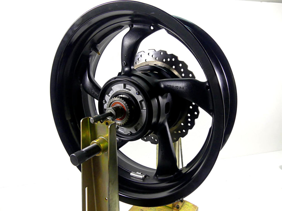 2012 Yamaha VMX17 VMAX 1700 Straight Rear Wheel Rim 18x6 2S3-25338-00-98 {{ shop.shopifyCountryName }} - Mototech271