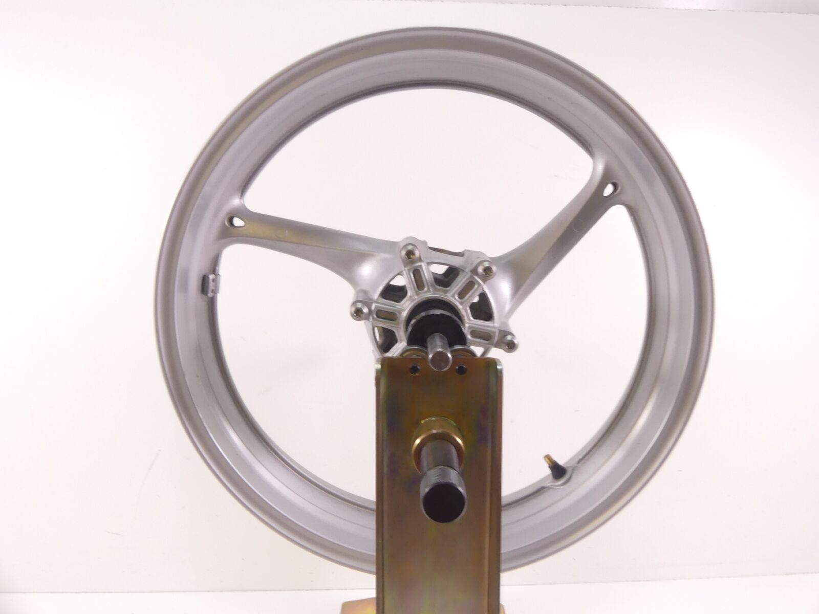 2018 Suzuki GSXR750 Straight Front Wheel Rim 17x3.5 - Nice 54111-14J00-019 {{ shop.shopifyCountryName }} - Mototech271