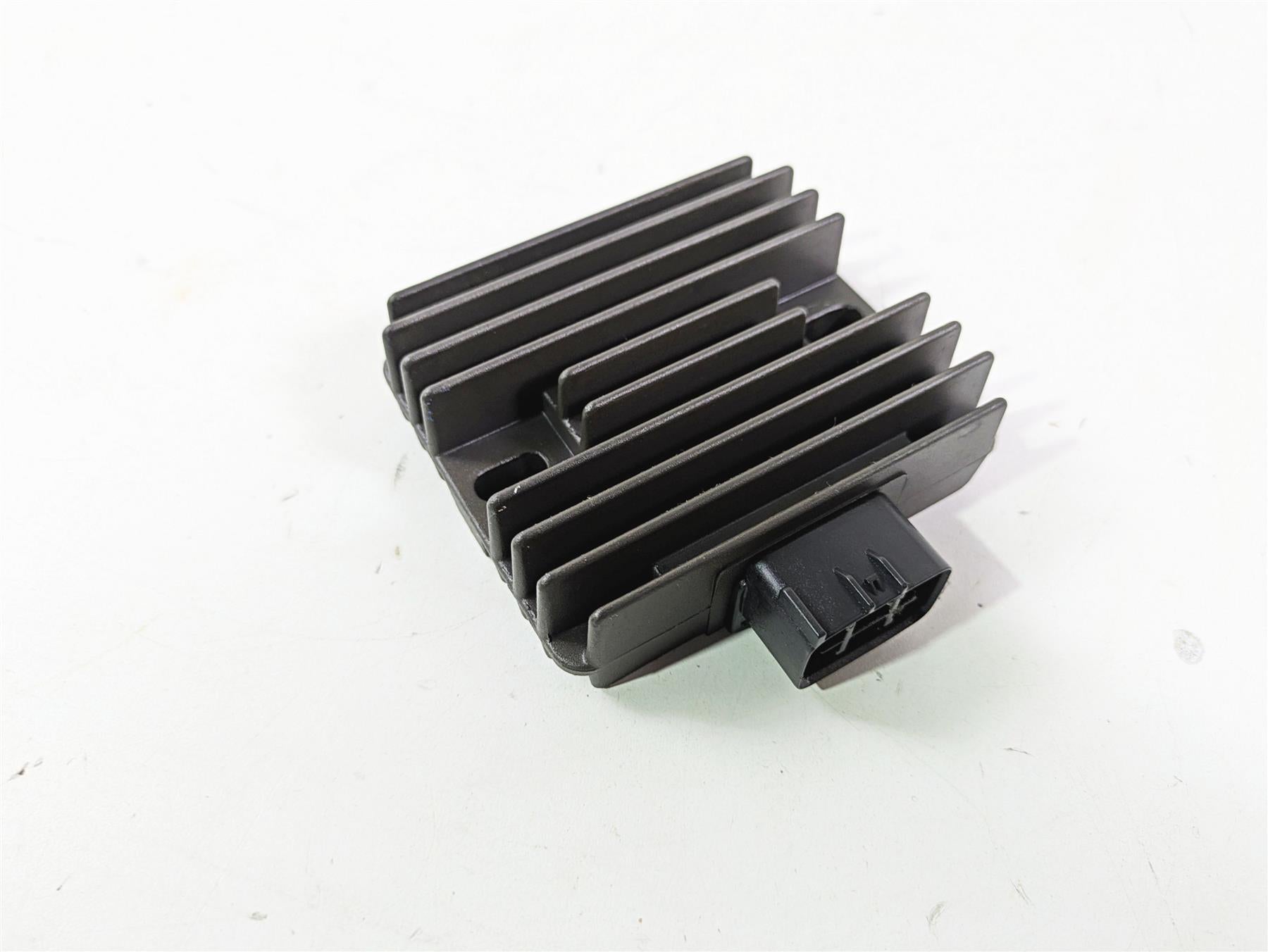 2011 Kawasaki STX-15F Jetski Rectifier Voltage Regulator SH678KA 21066-3718 {{ shop.shopifyCountryName }} - Mototech271