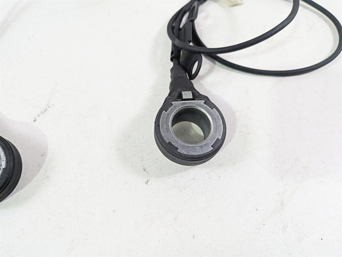 2015 Harley Touring FLHTKL Electra Glide Abs Brake Speed Sensor Set 40615-08 {{ shop.shopifyCountryName }} - Mototech271