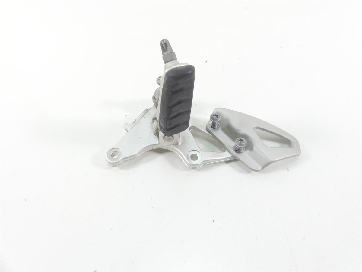 2016 BMW R nineT R9T K21 Right Front Rider Driver Footpeg Foot Peg 46717671078 {{ shop.shopifyCountryName }} - Mototech271