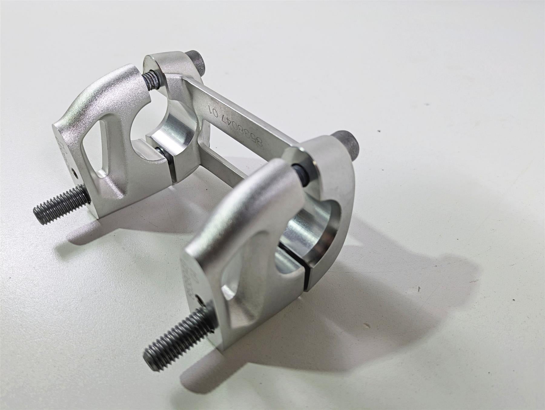 2022 BMW RnineT Pure K22 Handlebar Riser Holder Set 32718538049 32718538047 {{ shop.shopifyCountryName }} - Mototech271