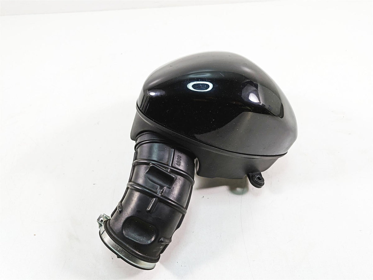 2016 Suzuki M109R VZR1800 Right Air Cleaner Breather Filter - Read 13701-48G41 {{ shop.shopifyCountryName }} - Mototech271