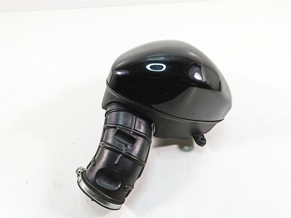 2016 Suzuki M109R VZR1800 Right Air Cleaner Breather Filter - Read 13701-48G41 {{ shop.shopifyCountryName }} - Mototech271