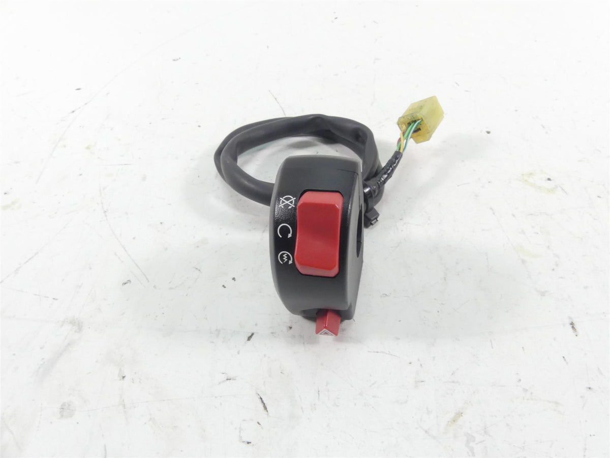 2017 Triumph Thruxton 1200 R Right Hand Start Kill Control Switch T2043529 {{ shop.shopifyCountryName }} - Mototech271