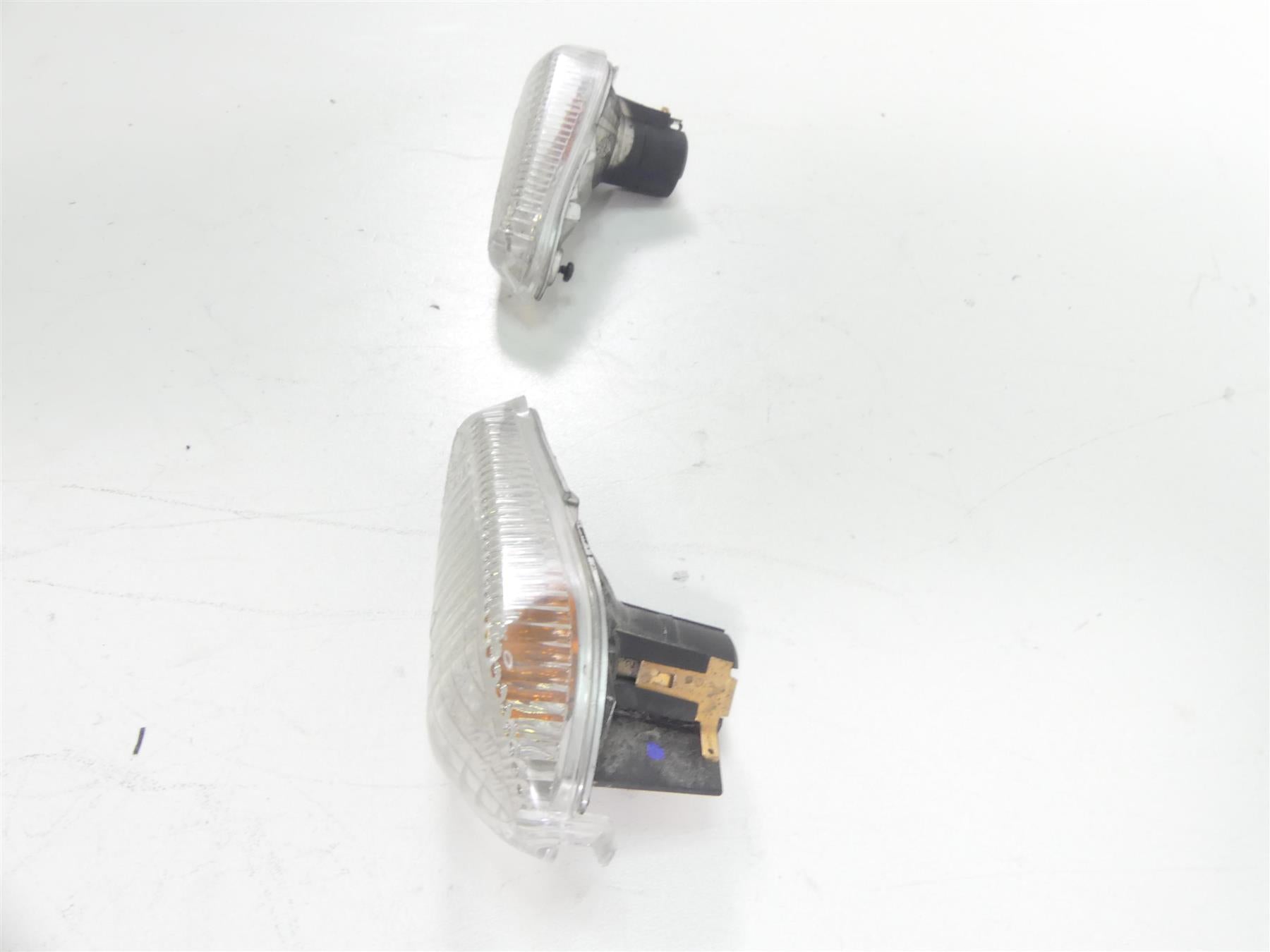 2014 Ducati Hypermotard 821 SP Handguard Blinker Turn Signal Set 46029911B {{ shop.shopifyCountryName }} - Mototech271
