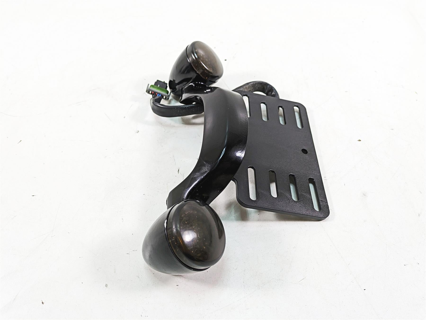 2019 Harley Touring FLHX Street Glide Rear Led Blinker Turn Signal Bar 73314-10 {{ shop.shopifyCountryName }} - Mototech271