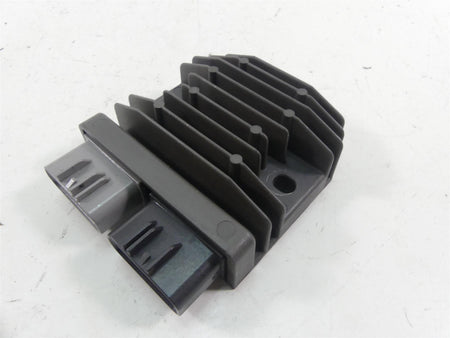 2017 Triumph Thruxton 1200 R Rectifier Voltage Regulator FH020AA T1300679 {{ shop.shopifyCountryName }} - Mototech271