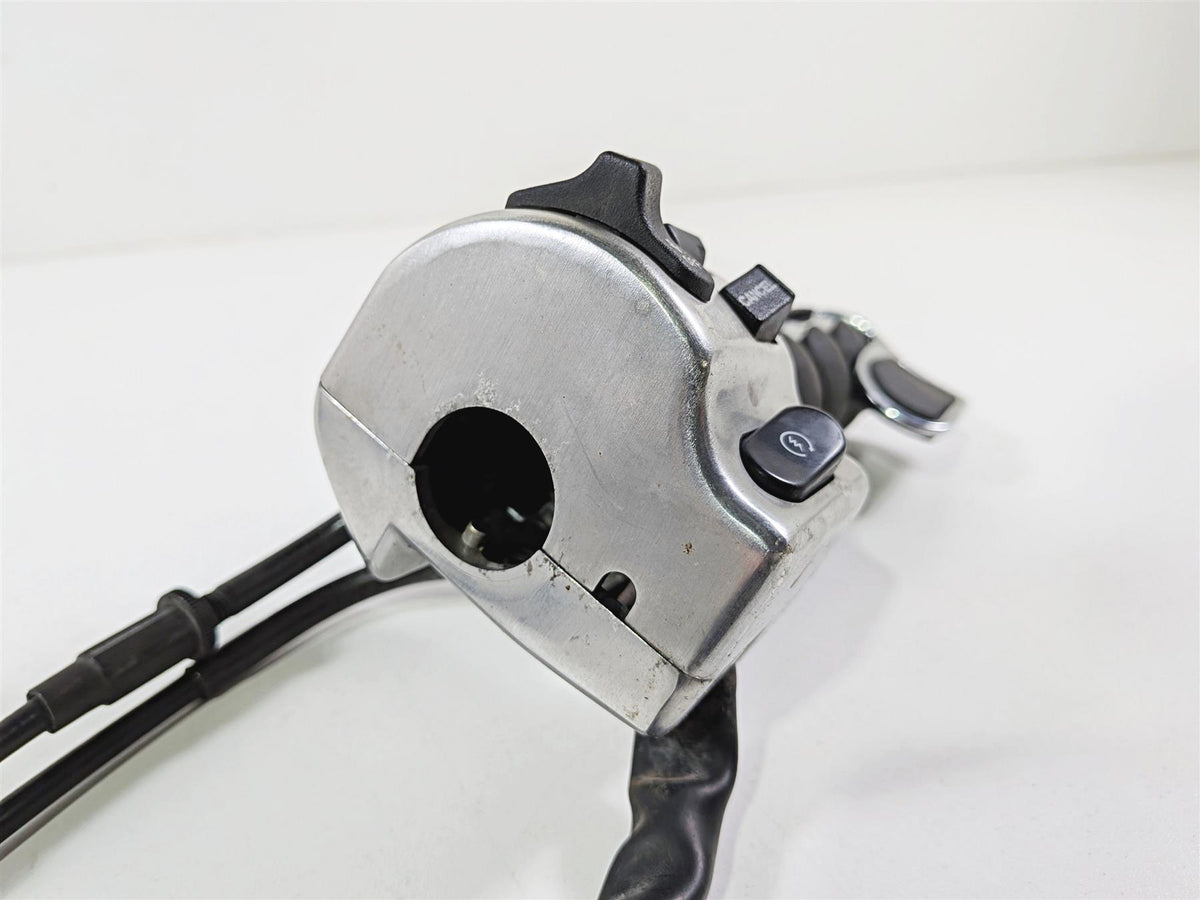 2006 Yamaha XVZ1300 Royal Star Right Hand Cruise Control Switch 1D6-83969-00-00 {{ shop.shopifyCountryName }} - Mototech271