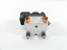Load image into Gallery viewer, 2013 Harley Touring FLHTP Electra Glide Abs Brake Pump Pressure Module 40601-08A
