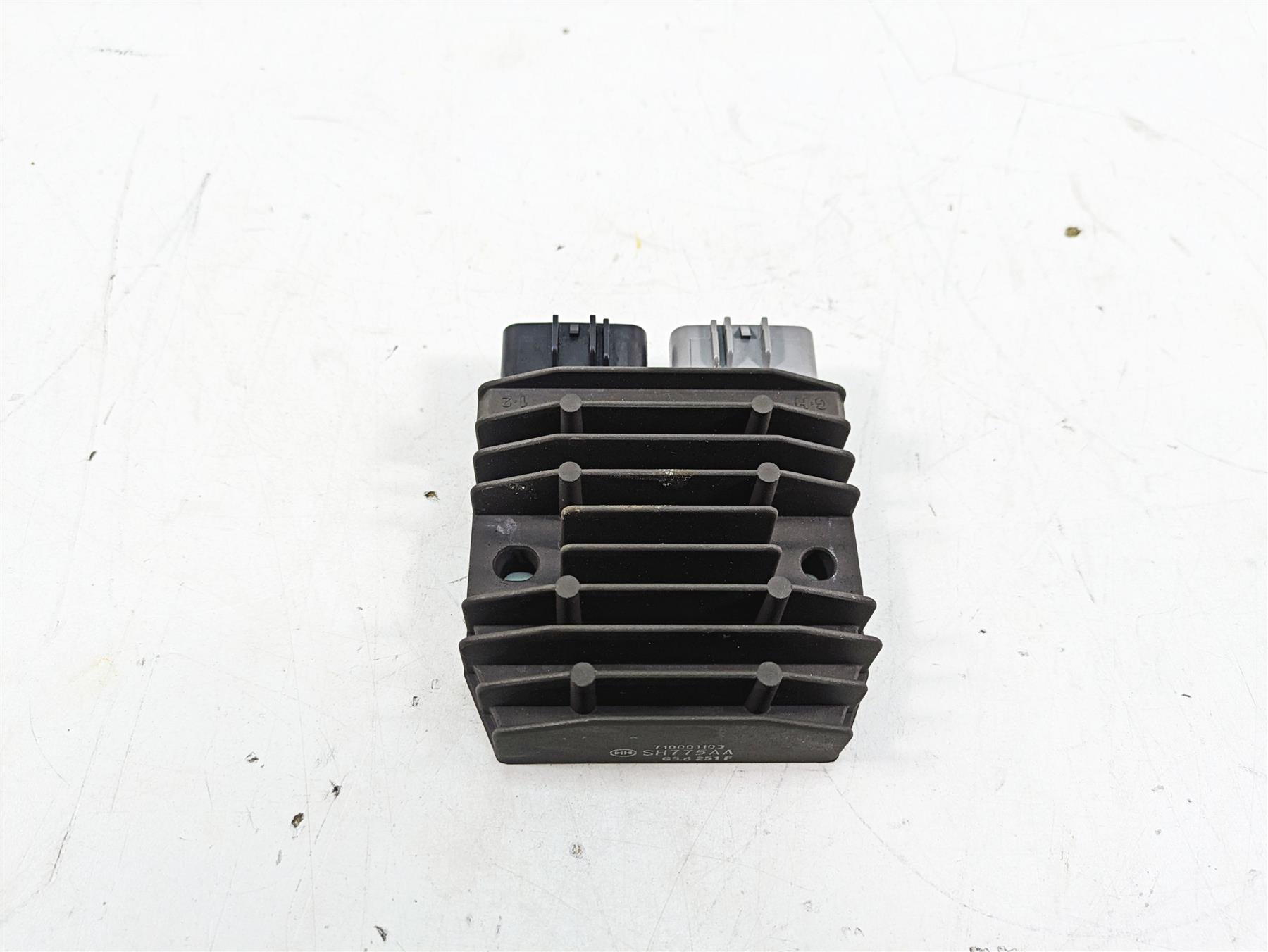 2016 Sea-Doo Spark 900 Rectifier Voltage Regulator SH775AA 710001103 {{ shop.shopifyCountryName }} - Mototech271