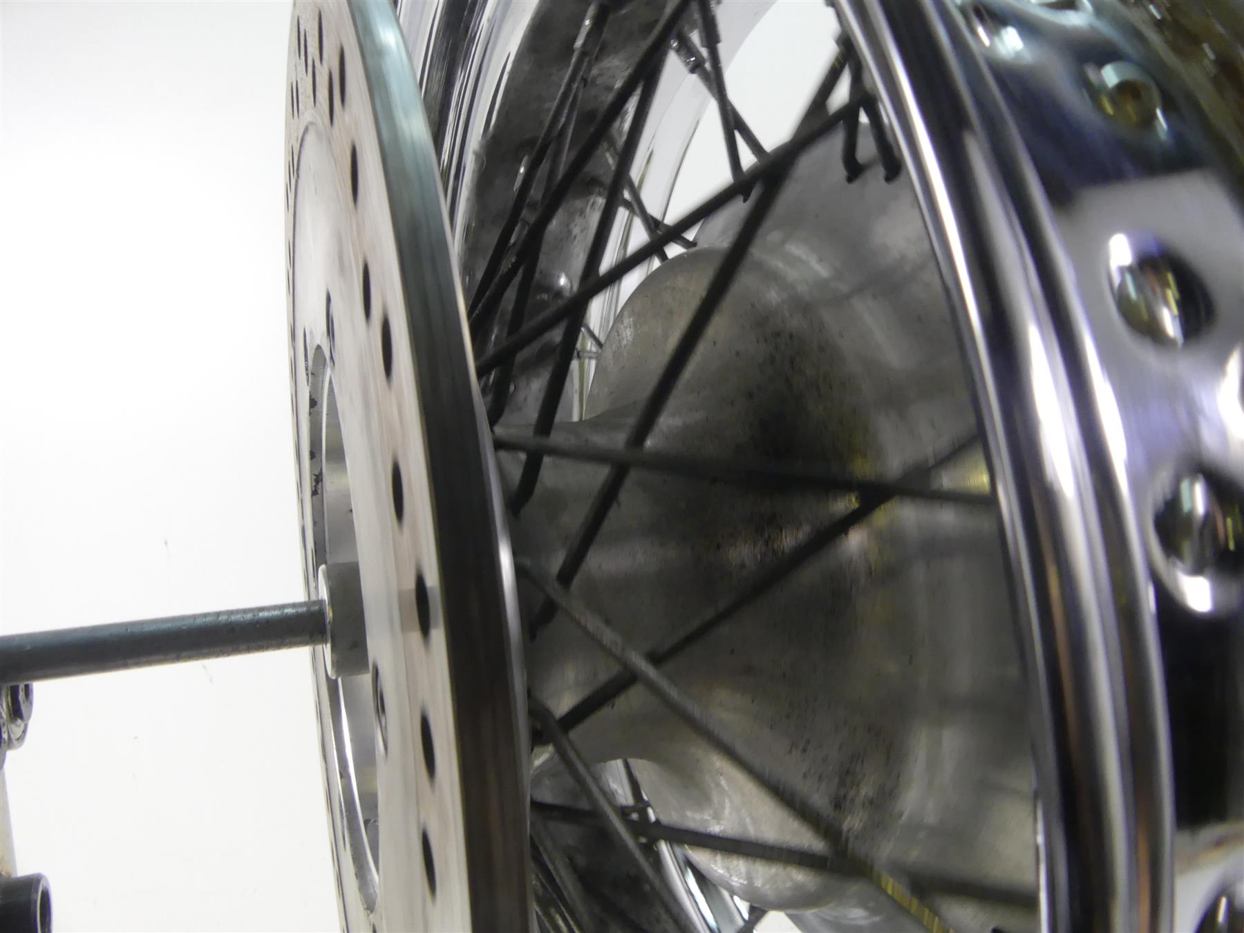 2005 Honda V-Twin VTX1800 S3 Rear 15x4.5 Spoke Wheel Rim 42650-MCV-A11 {{ shop.shopifyCountryName }} - Mototech271