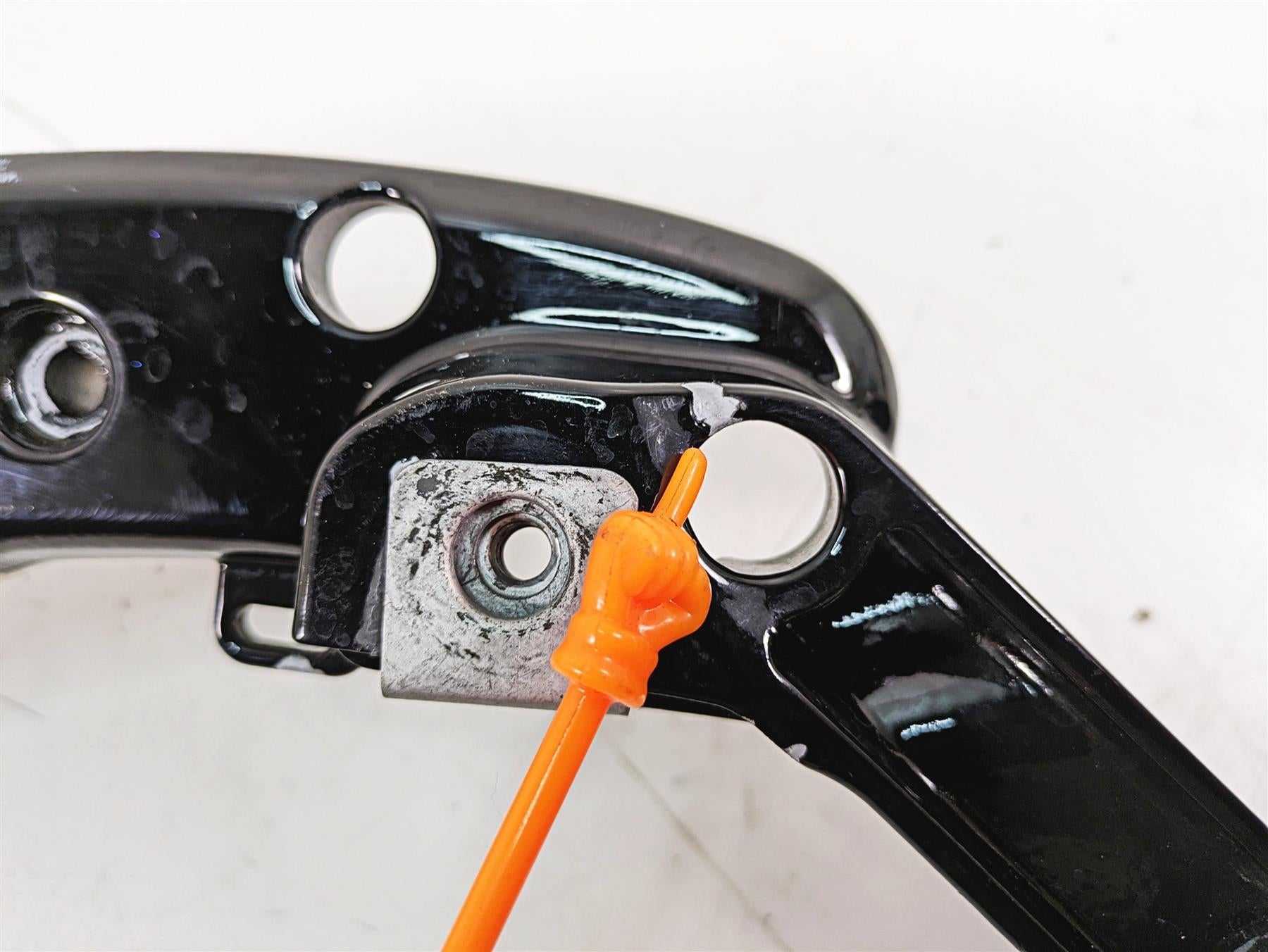 2019 Harley Touring FLHX Street Glide Left Rear Saddlebag Support 90200503 {{ shop.shopifyCountryName }} - Mototech271
