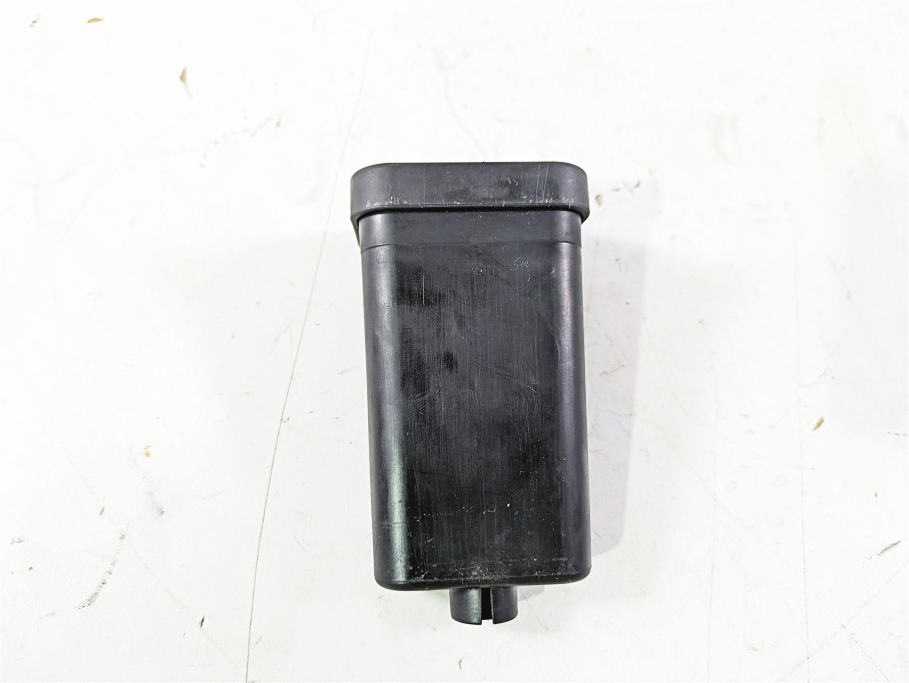 2003 Harley Softail FXSTDI Deuce 100th Tsm Turn Signal Flasher Module 68923-00B {{ shop.shopifyCountryName }} - Mototech271