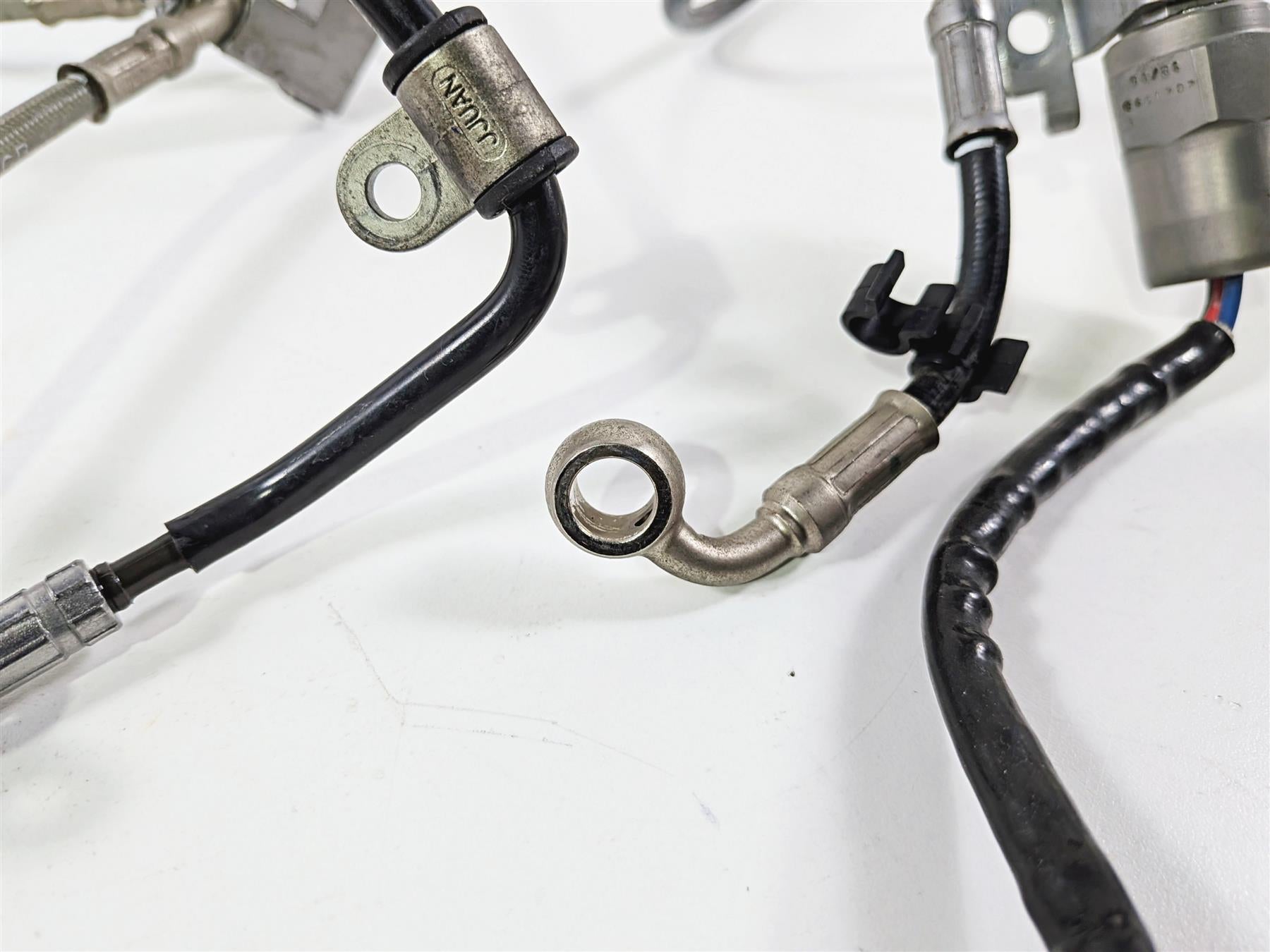 2019 Triumph Speed Triple RS 1050 Front & Rear Abs Brake Lines T2021193 T2026072 {{ shop.shopifyCountryName }} - Mototech271