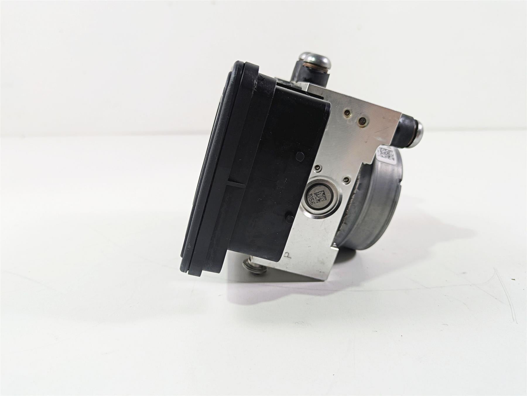 2016 BMW R1200RT K52 Abs Brake Pump Pressure Module 34519444398 {{ shop.shopifyCountryName }} - Mototech271